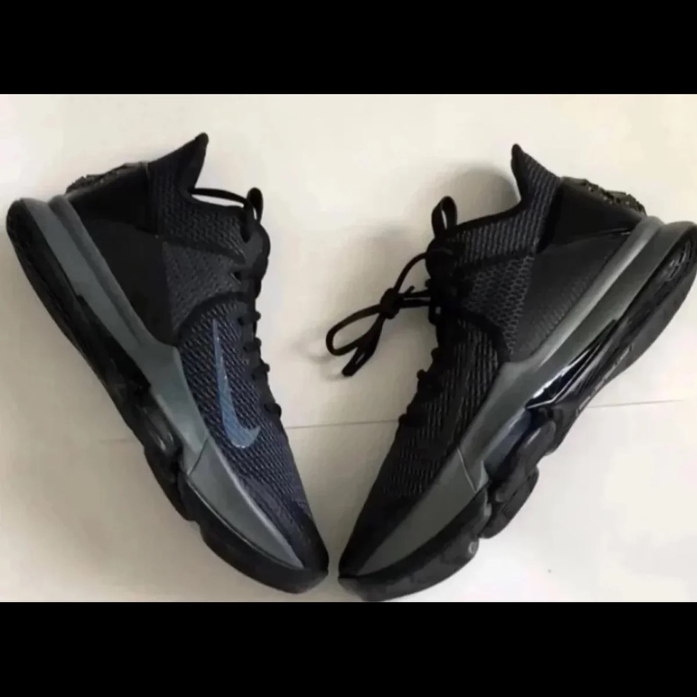 NIKE LEBRON WITNESS IV